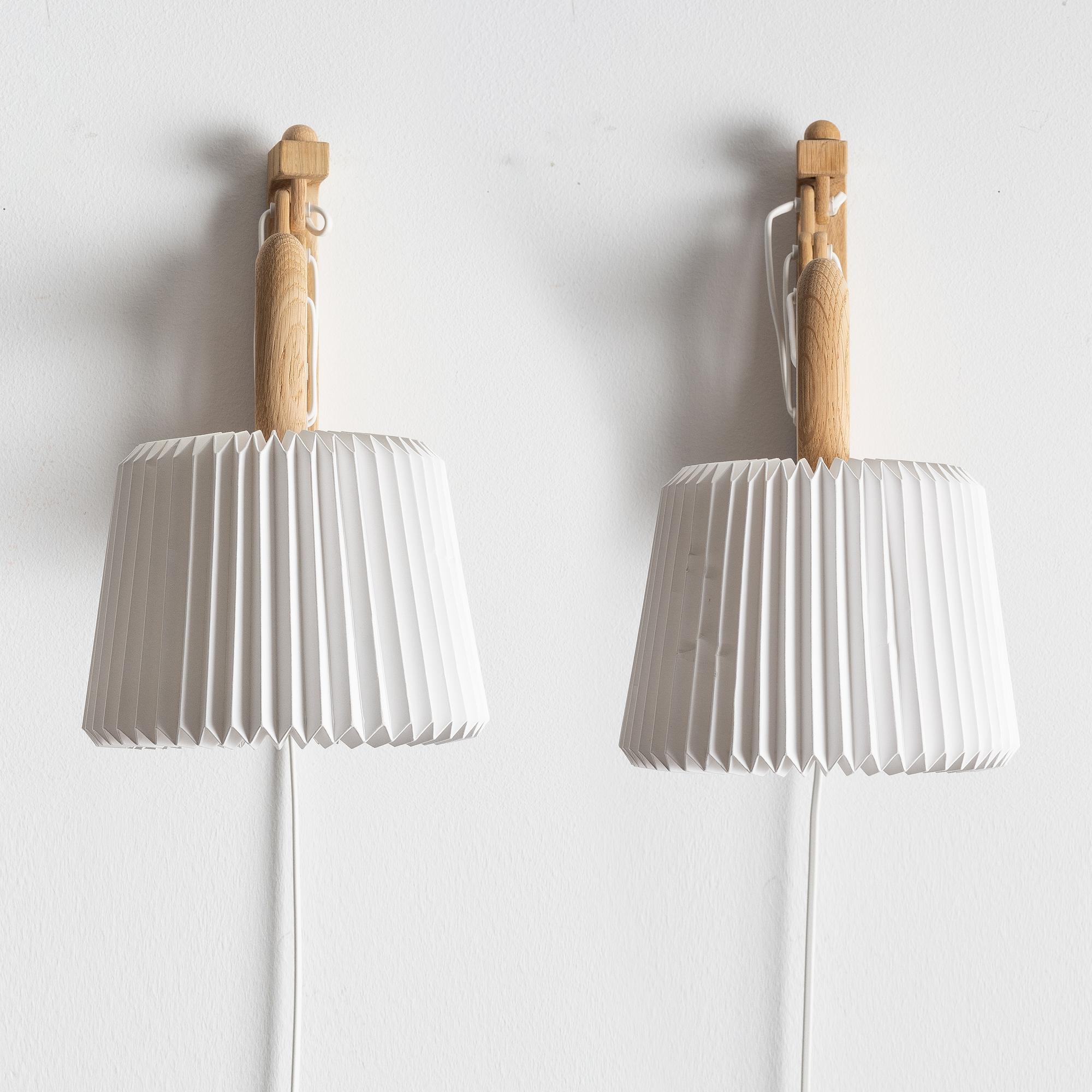 Erik Hansen, vägglampor, ett par, "Sax 223", Le Klint, Danmark.