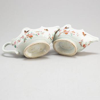 A pair of famille rose sauce boats, Qing dynasty, Qianlong (1736-95).
