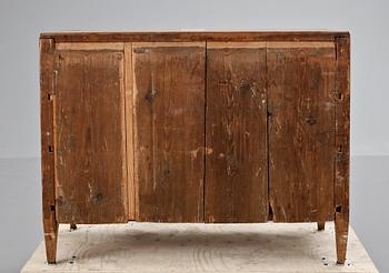 BYRÅ, empire, 1800-talets mitt.