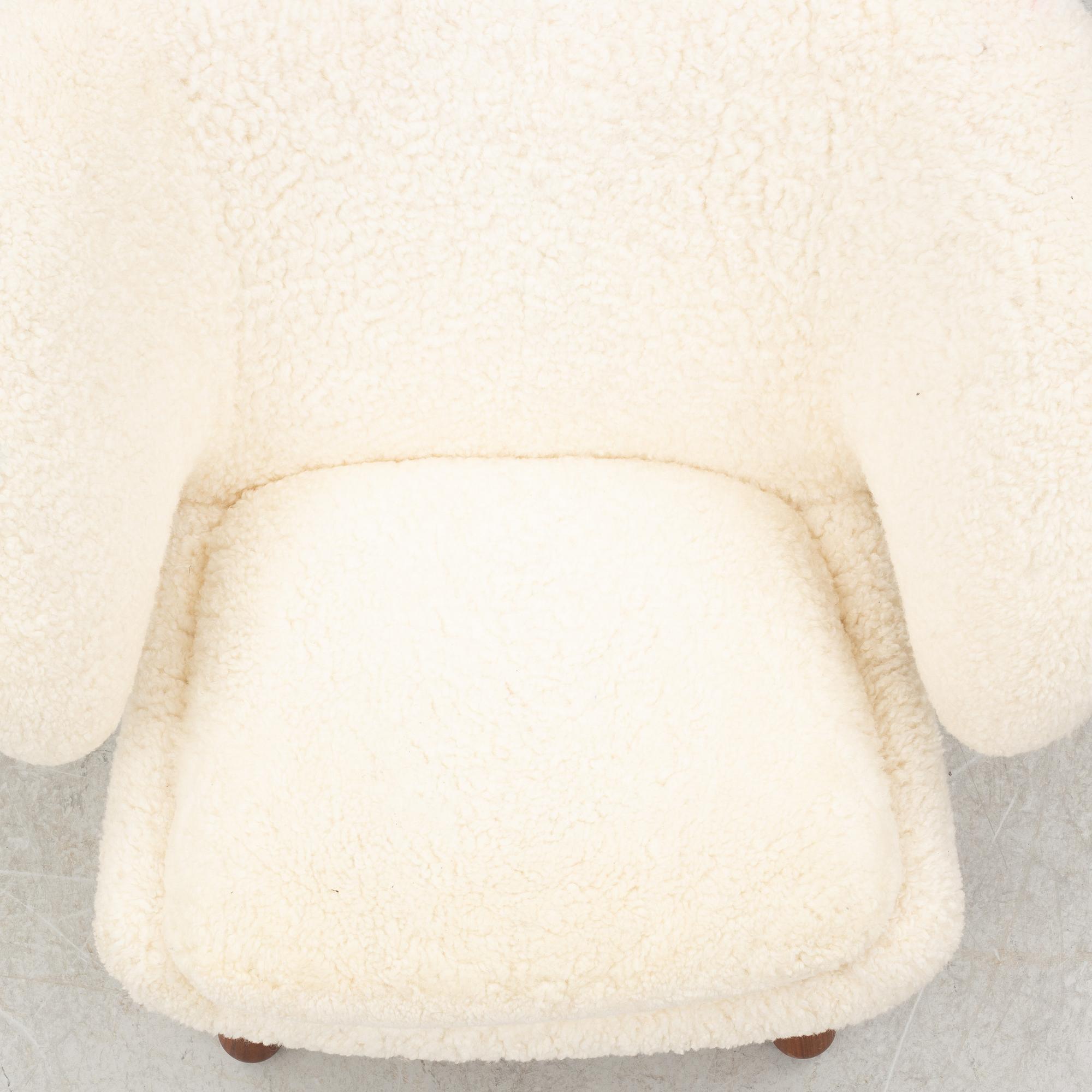 Finn Juhl, a' Pelican Chair' armchair, House of Finn Juhl, Denmark.