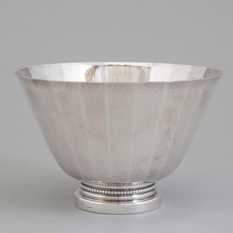 ERIC LÖFMAN, a silver bowl from MGAB, Uppsala, 1972.