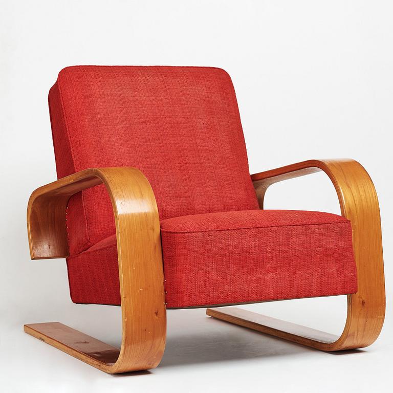 Alvar Aalto, a "Tank" easy chair, "model 400", probably manaufactured by Aalto Design in Hedemora, Sweden 1946-56.