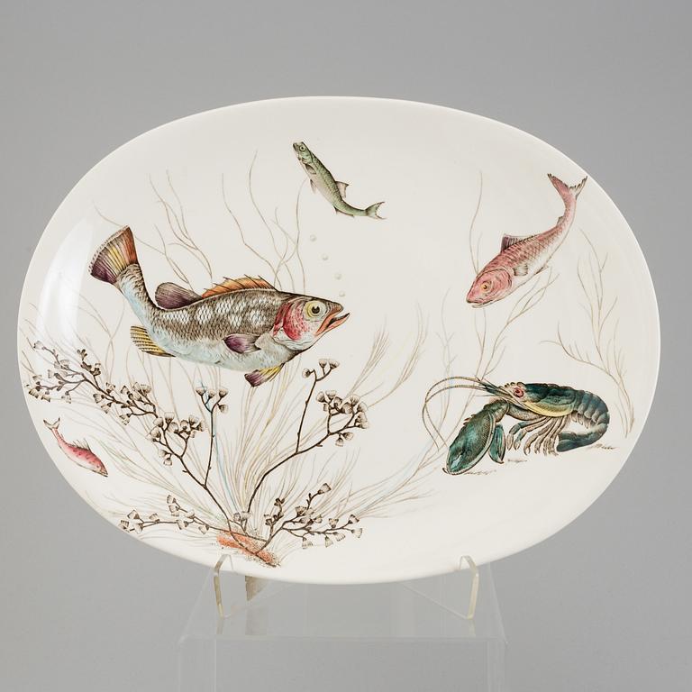 A 15 pieces porcelain servis by Johnson Bros, England, second half 20th century.
