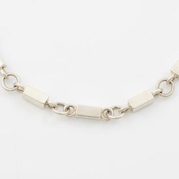 Wiwen Nilsson, necklace, ring and stick chain, sterling silver.