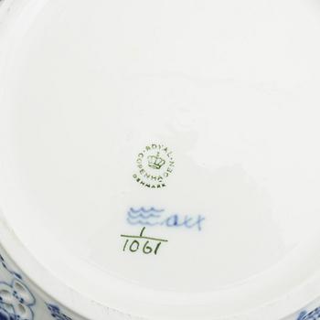 A 'Musselmalet' porcelain bowl, Denmark, 1968.