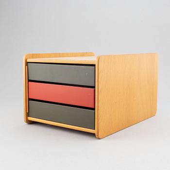 Børge Mogensen, an oak document box with lacquered drawers, 'A4/3', second half of the 20th century.