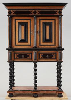 SKÅP, barockstil, 1900-tal.