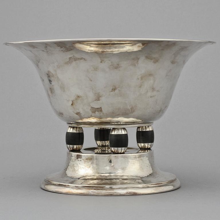 UPPSATSSKÅL, nysilver, GAB, 1900-talets första hälft.
