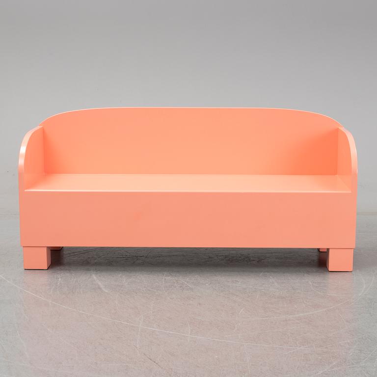 Marie-Louise Ekman, a bench/sofa, executed for the Marie-Louise Ekman exhibition at Moderna Museet, Stockholm 2017.