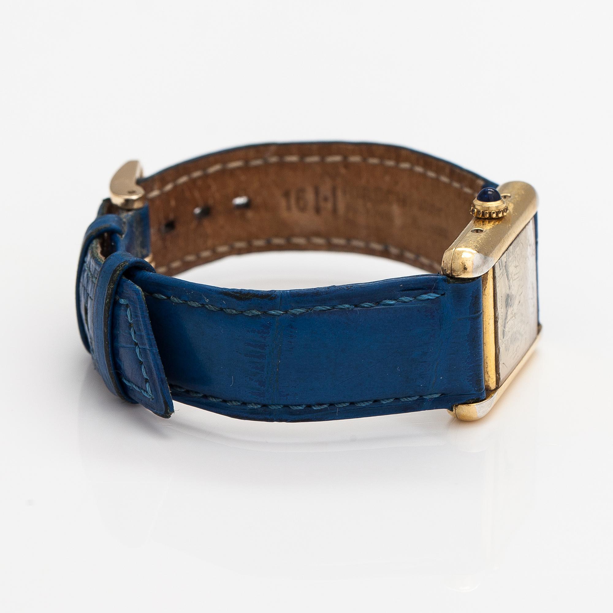 must de Cartier, Tank, rannekello, 21 x 20 mm.