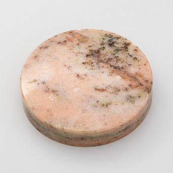 Bertel Gardberg, a stone-lidded silver jar, Kultateollisuus, Turku 1966.
