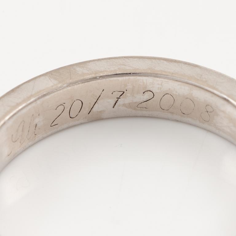 Ring, eternity, 18K white gold with brilliant-cut diamonds.