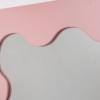 Gustaf Westman, spegel, "Curvy Mirror", egen studio, specialbeställd 2020.