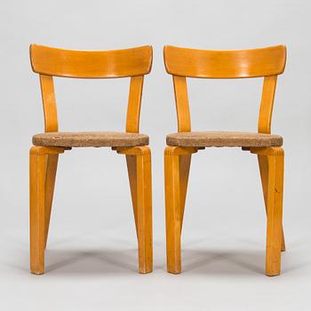 Alvar Aalto, 1940s '73' table and four '69' chairs for O.Y. Huonekalu- ja Rakennustyötehdas A.B.