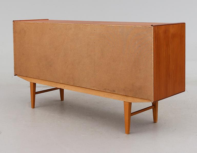 SIDEBOARD, 1900-talets andra hälft.