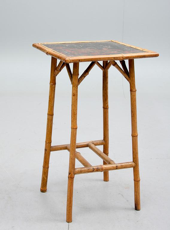 BORD, 1900-talets första hälft.
