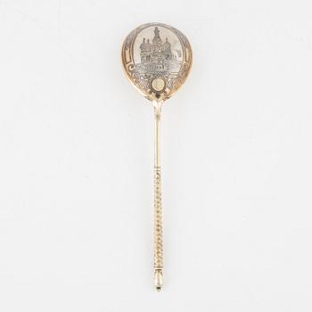 A Russian silver spoon, marks of Andrei Pastnikov (1868-1898), Moscow.