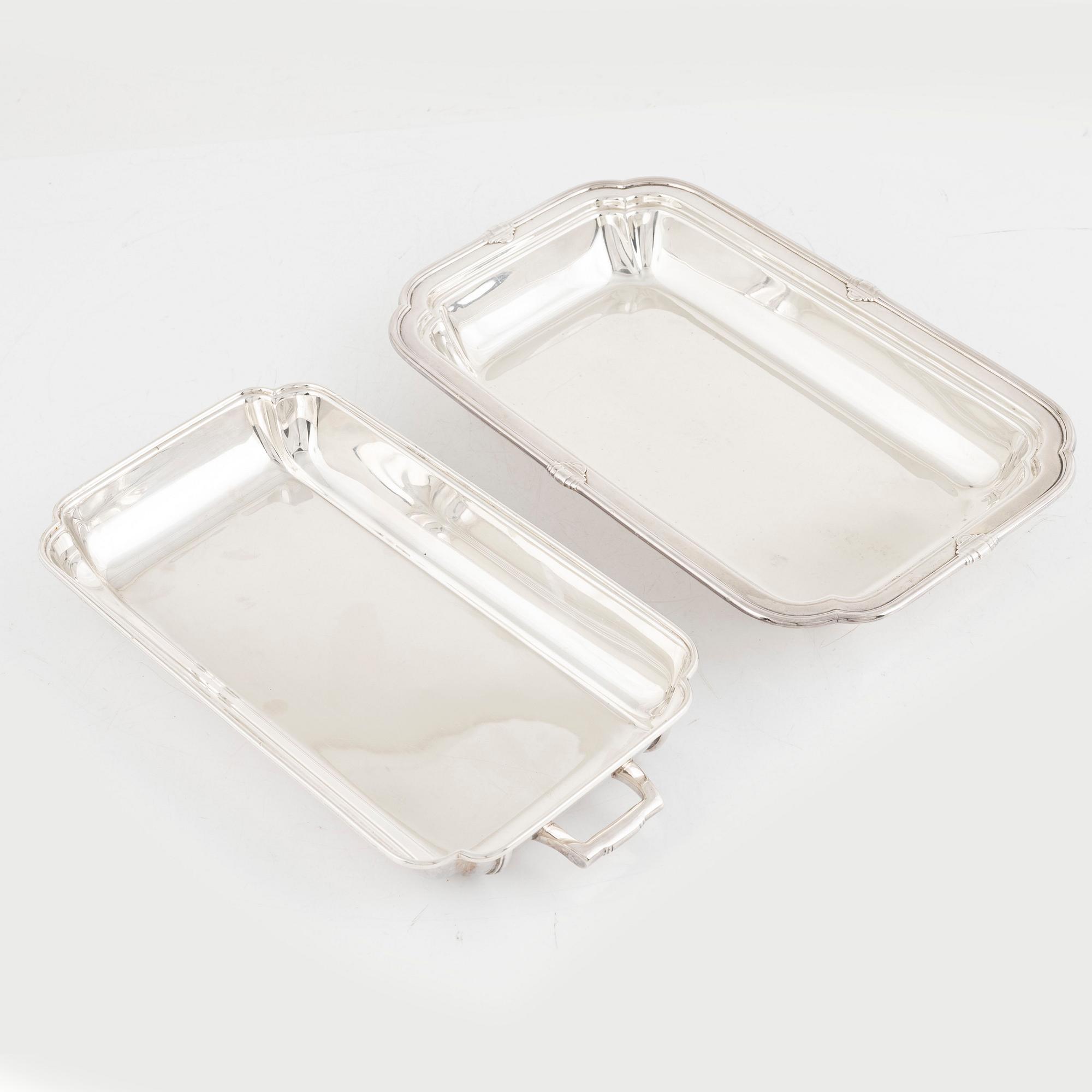 An English Silver Art Déco Entrée Dish, Mappin & Webb, Art Deco, Sheffield 1937.