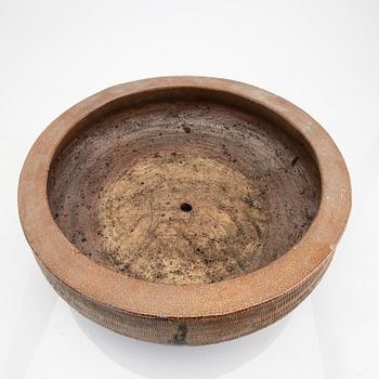 A Signe Persson-Melin Campos Filhos, Portugal slat glazed stoneware urn.