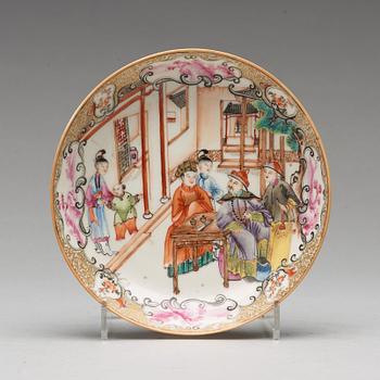 KOPP med FAT, porslin. Qingdynastin, Qianlong (1736-95).