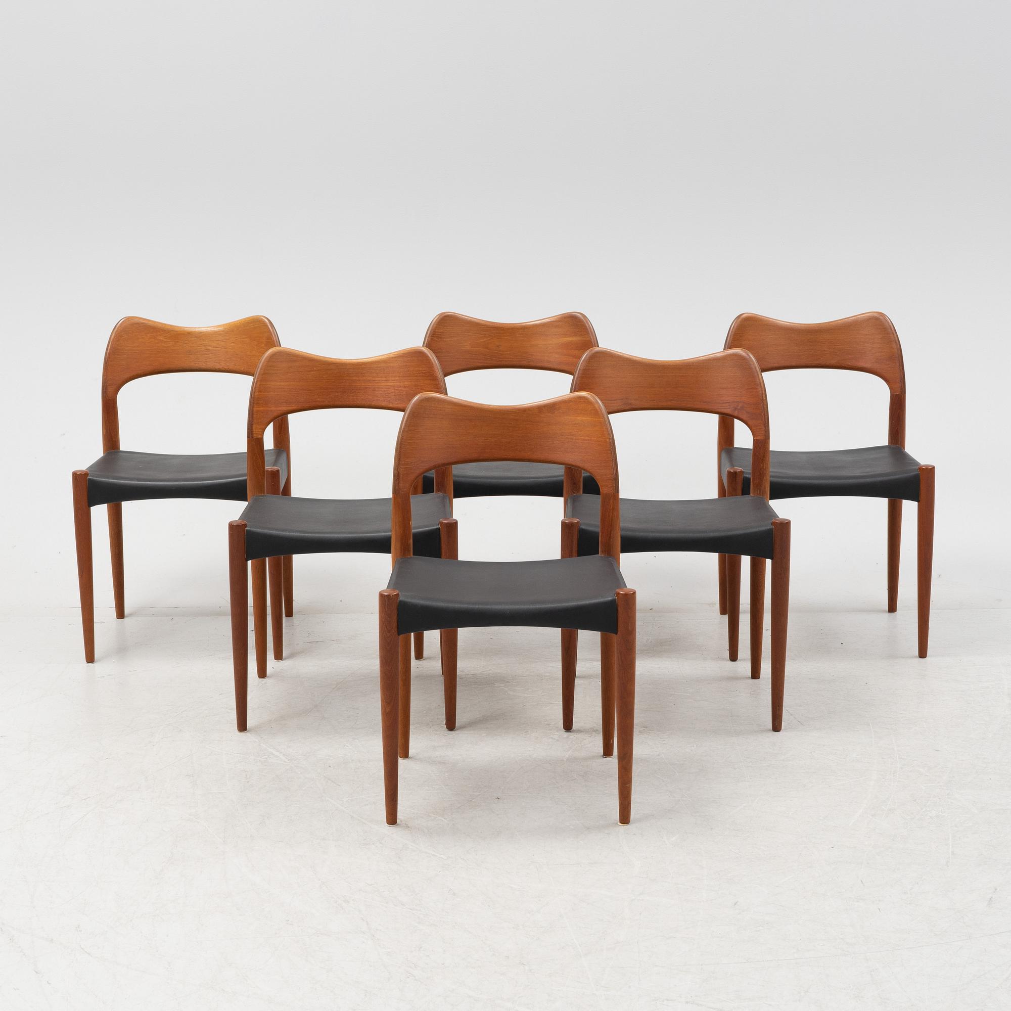 Arne Hovmand-Olsen, six teak chairs, Mogens Koch, Denmark, mid 20th Century.
