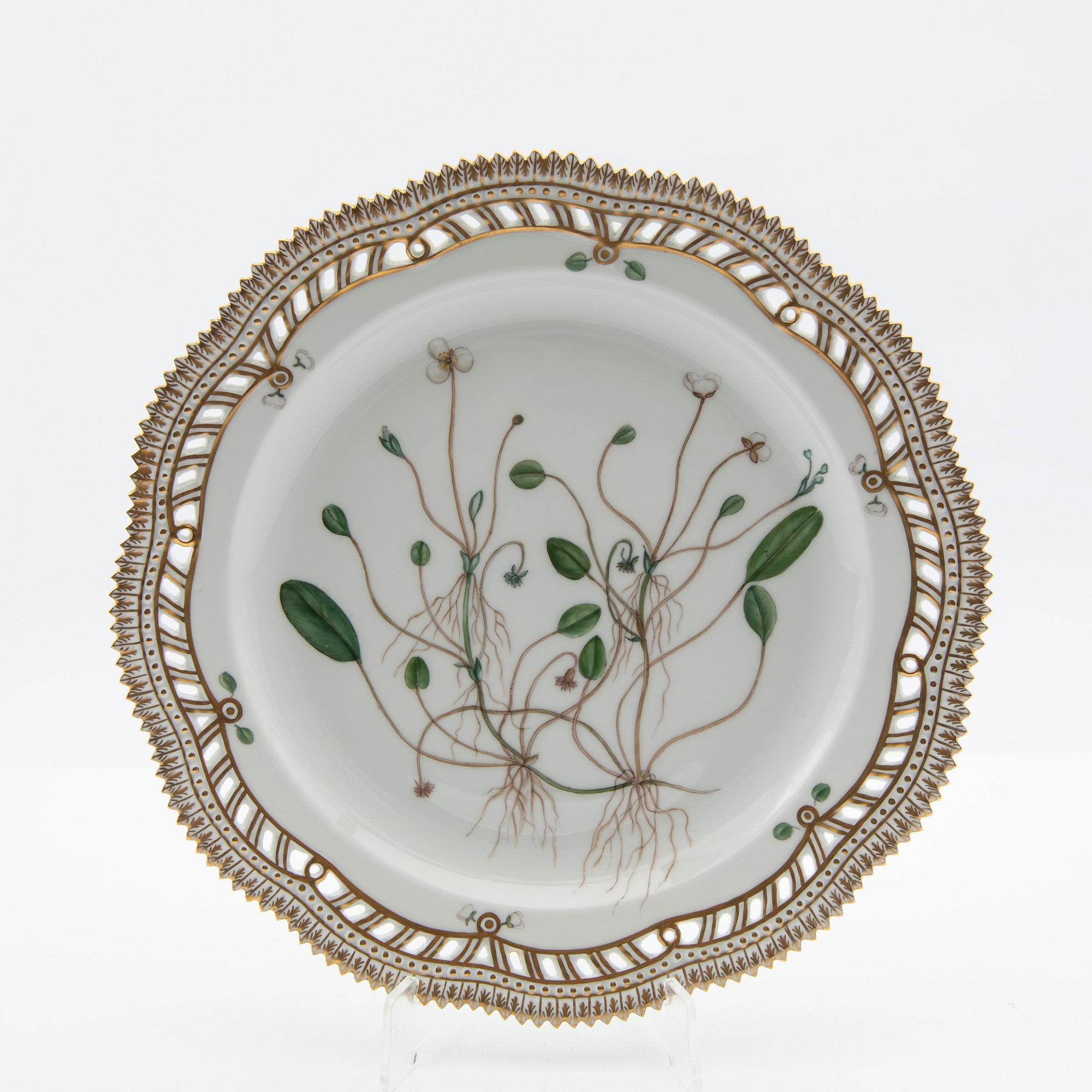 Plate Flora Danica Royal Copenhagen Denmark porcelain.