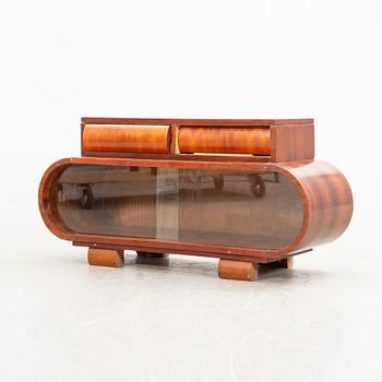 Hall furniture, Art Deco, first half of the 20th century.