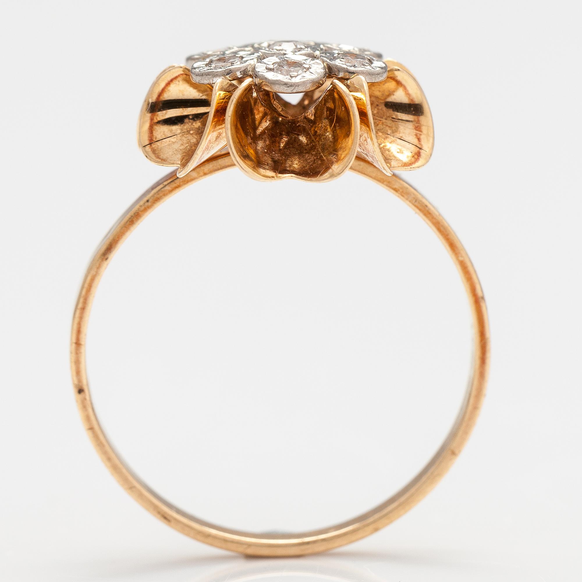 ELIS KAUPPI, A 14K gold ring with diamonds ca. 0.14 ct in total. Kupittaan kulta,Turku.