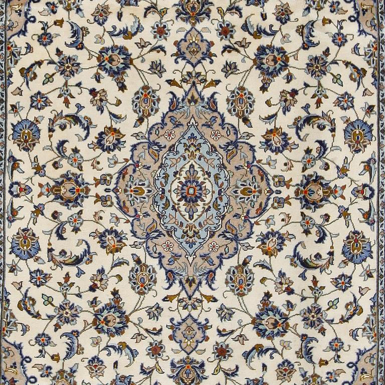 MATTA, Keshan, ca 319 x 208 cm.