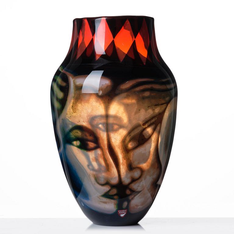 Eva Englund, a 'graal' glass vase, Orrefors 1986.