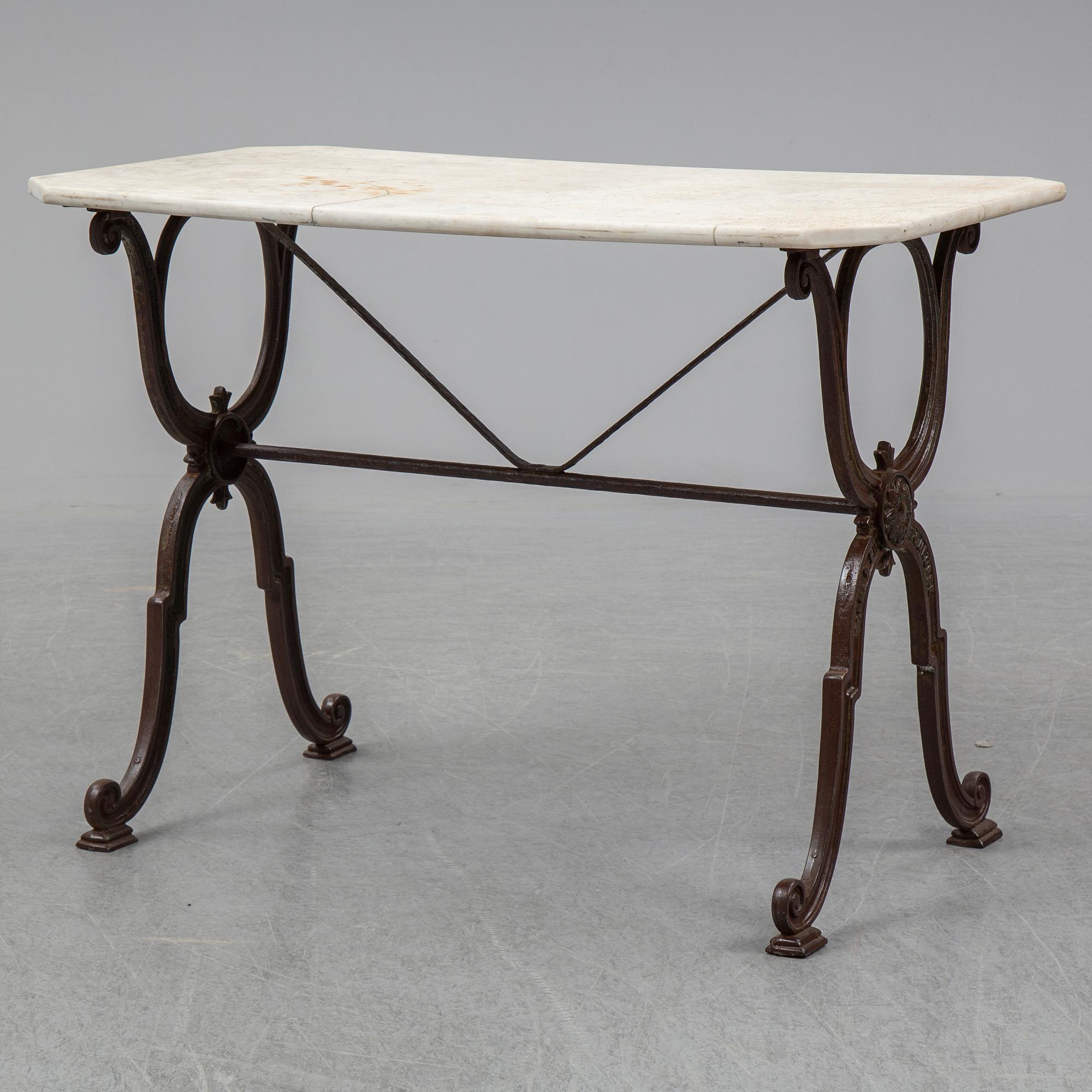 TRÄDGÅRDSBORD, Corné & Cie, Toulouse, omkring 1900.