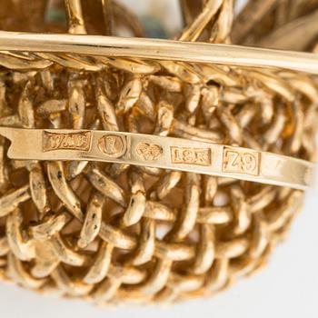 Korgbrosch 18K guld och emalj med diamanter, design Barbro Littmarck, W.A. Bolin.