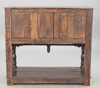 SKÅP. Barock, England, 1600-tal.