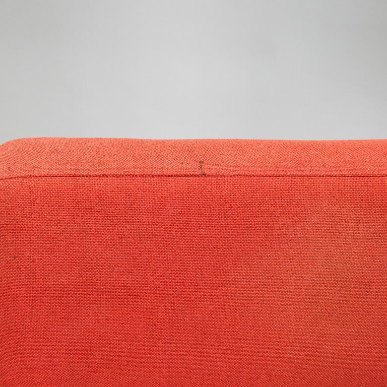 Esko Pajamies, a pair of 1970s 'Pele' armchair for Lepokalusto, Finland.