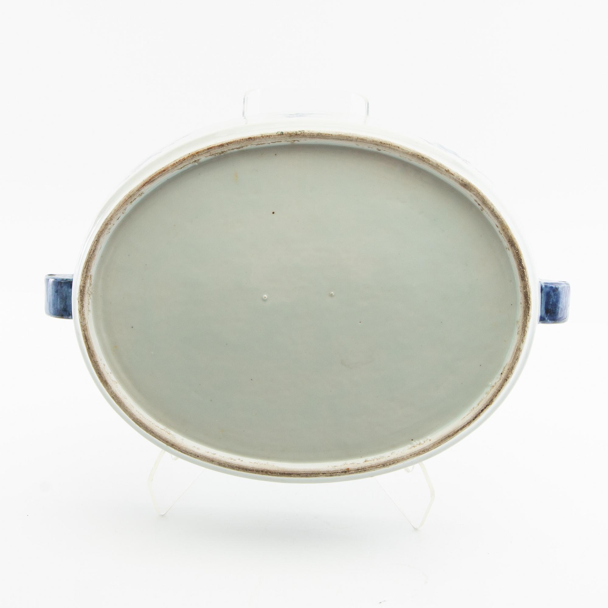 Värmefat, porslin, Qingdynastin, Jiaqing (1796-1820).