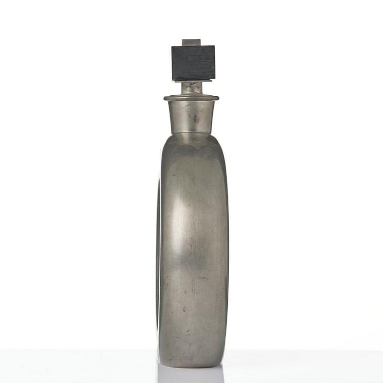 Sylvia Stave, Decanter, cigarette holder, and inkwell, C.G. Hallberg, Stockholm, 1930s.