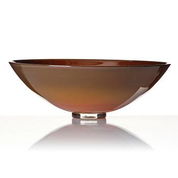 Klas-Göran Tinbäck, a blasted glass bowl, blown by Wilke Adolfsson, 1985.