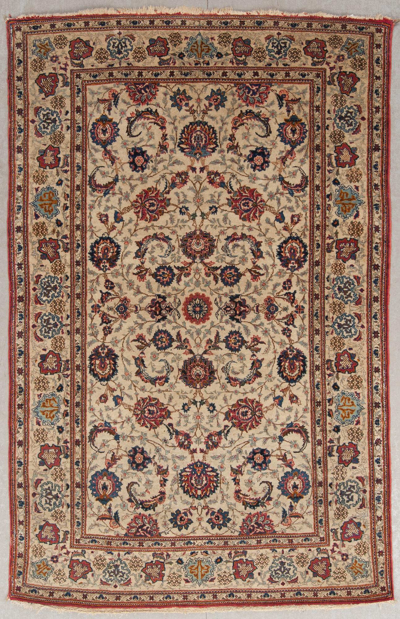 MATTA, semiantik, Keshan, ca 211 x 132 cm.