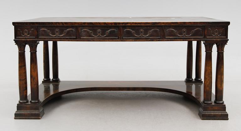 SKRIVBORD, 1900-talets första hälft.