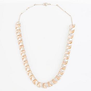 A set of sterling silver necklace and bracelet. Valo-koru, Turku.