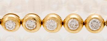 Tennisarmband 18K guld och runda briljantslipade diamanter.