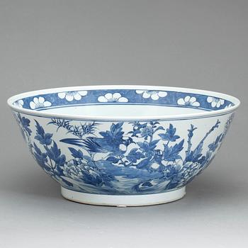 BÅLSKÅL, porslin, Kina, 1800-tal.