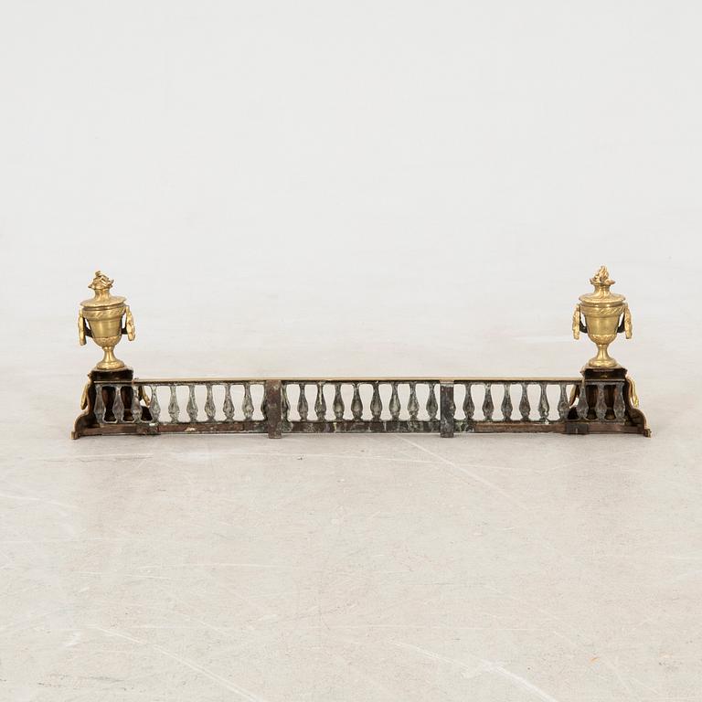 Spark guard in Louis XVI style, 20th century.