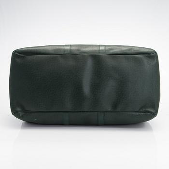 Louis Vuitton, A 'Taiga Kendall GM' Bag.