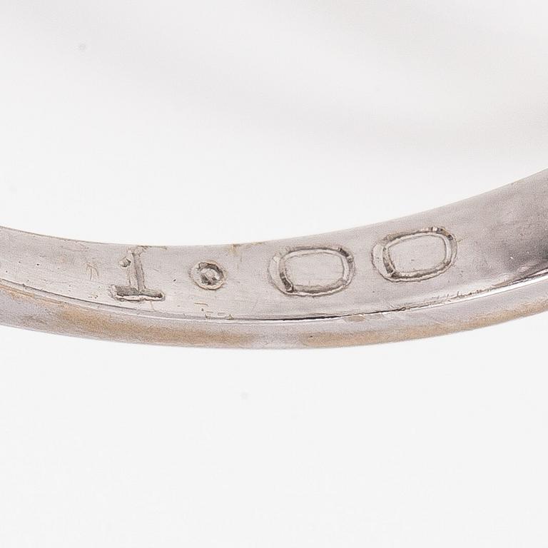 Sormus, briljantti- ja 8/8-hiotut timantit, 18K valkokultaa.