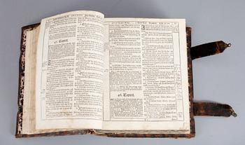 BIBEL, thet är, all then Helga Skrifft, på swensko efter konung Friederich then förstas befalning, Norköping 1728.