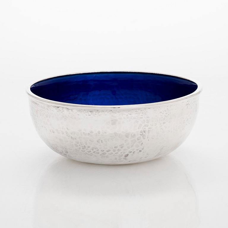 A sterling silver and enamel bowl, maker's mark of A. Tillander, Helsinki 2002.