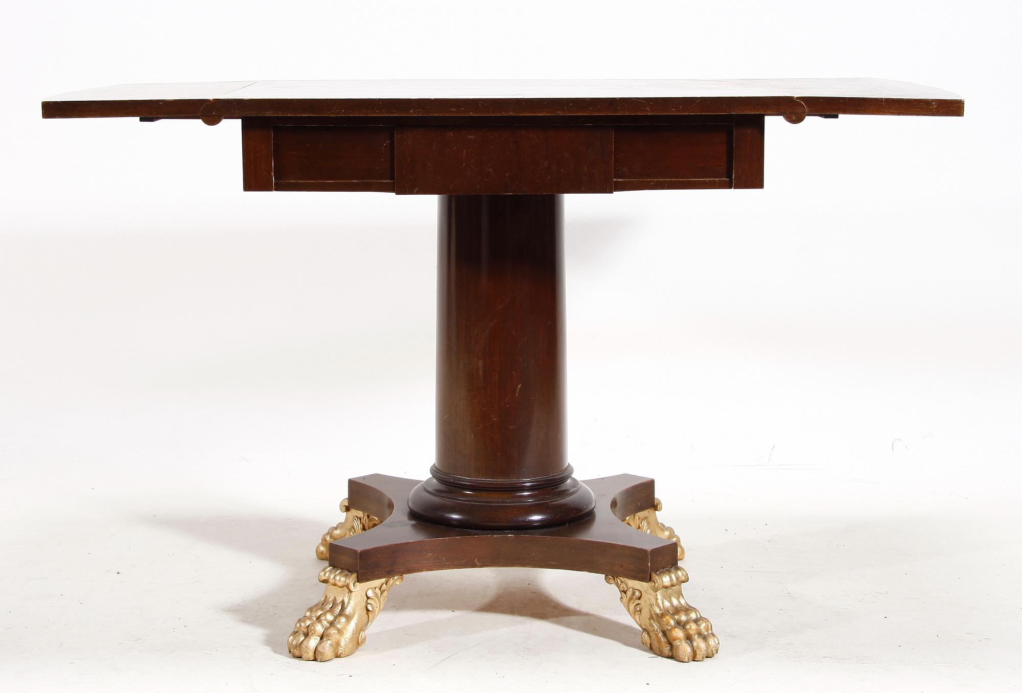 SALONGSBORD. Karl Johanstil, 1900-tal.