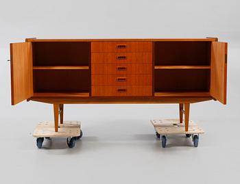 SIDEBOARD, 1960-tal.