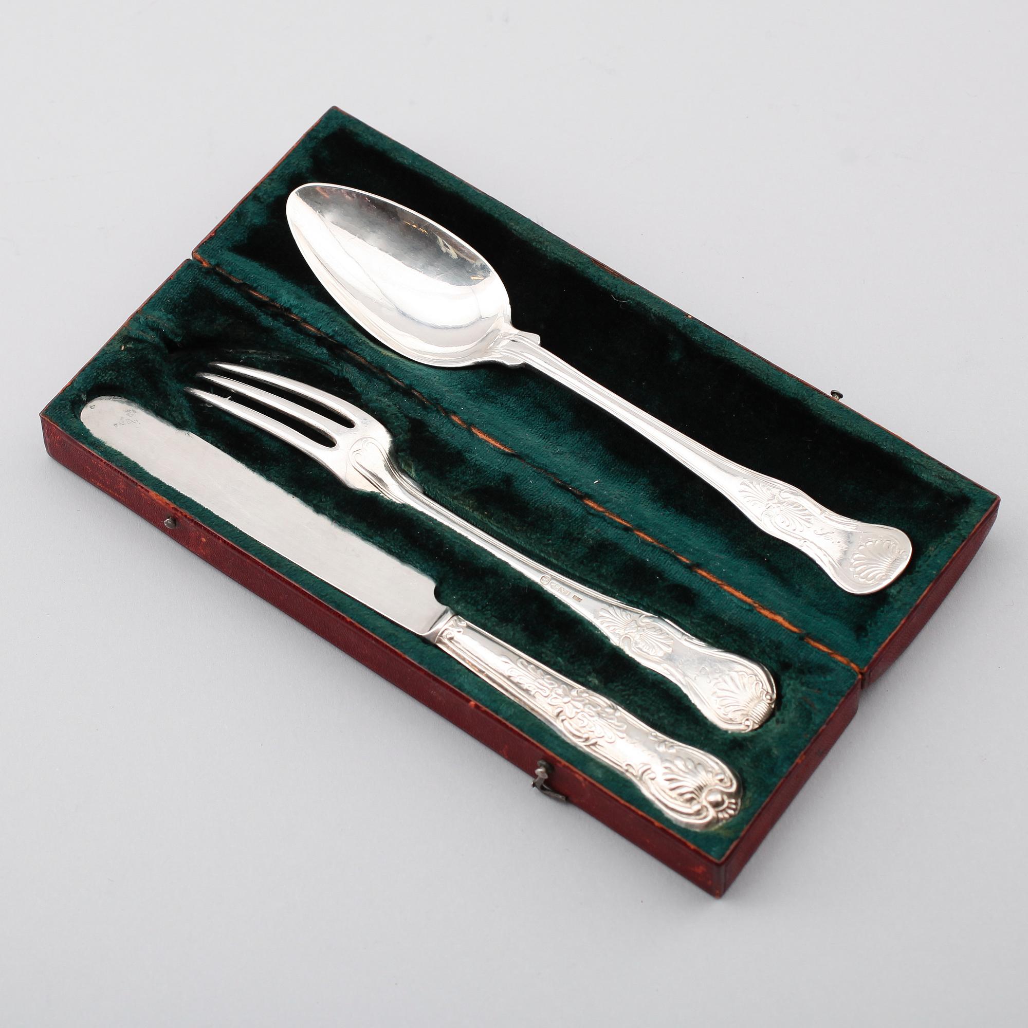 DOPSET, 3 delar, silver, Nils Julihn, Karlshamn 1850/51. Vikt ca 106 gram.